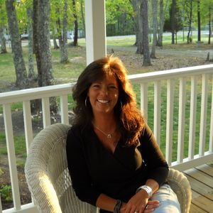 Meet your Posher, Jenny